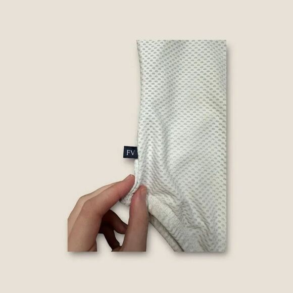 Fiorella Volin Pavones White Zip Up One-Piece Size Small - Picture 5 of 6